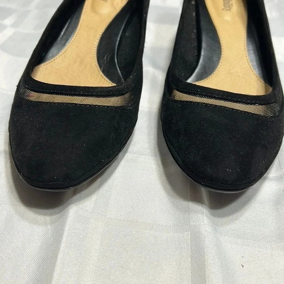 Kitten heel , mesh, black ,suede look shoes , extra comfort. - Picture 10 of 15